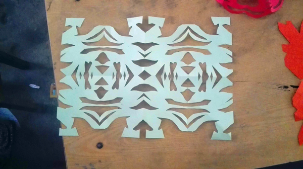 巧手夺天工 手工本领高 ——淅川县九重一中冬令营开展“折纸”大赛