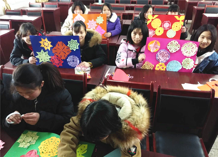 淅川县厚坡镇中心学校：德育冬令营活动如火如荼