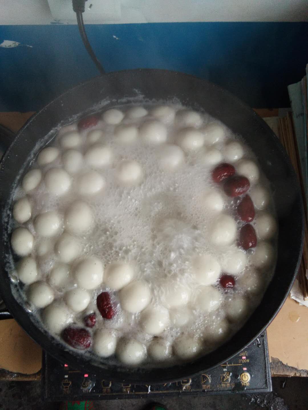 淅川县寺湾镇小 开展“浓浓汤圆情 欢乐闹元宵”主题德育活动