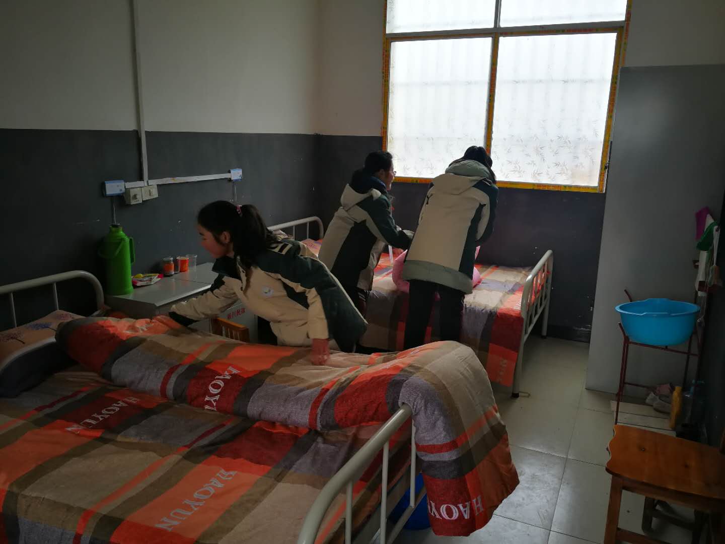 淅川县思源学校德育冬令营公益系列活动汇报