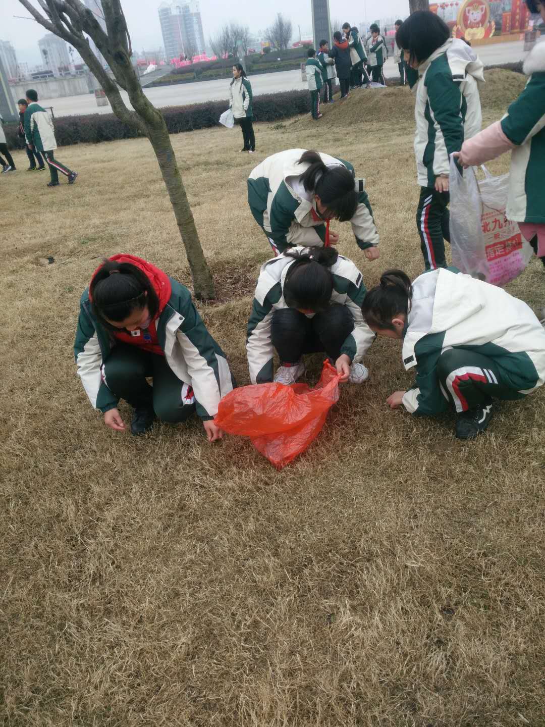 淅川县思源学校德育冬令营公益系列活动汇报