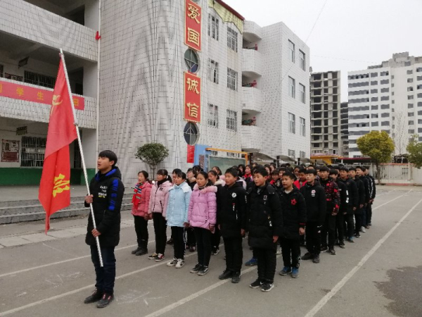 点燃激情 催生梦想 淅川县九重二中举行冬令营激情跑操比赛