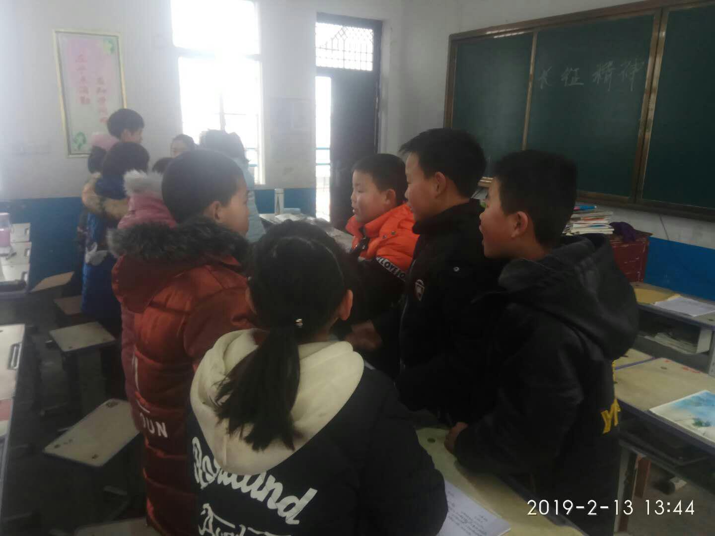 淅川县寺湾镇小冬令营学习长征精神掠影