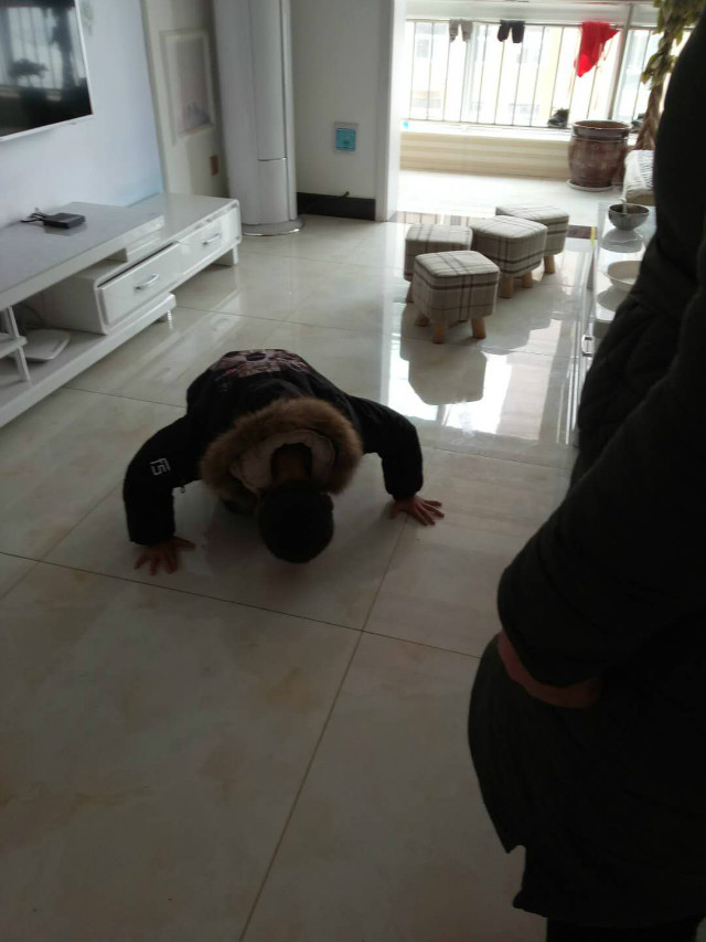 喜气洋洋贺新年 孝亲敬老暖人心 ——淅川县第三小学孝亲敬老主题月活动纪实