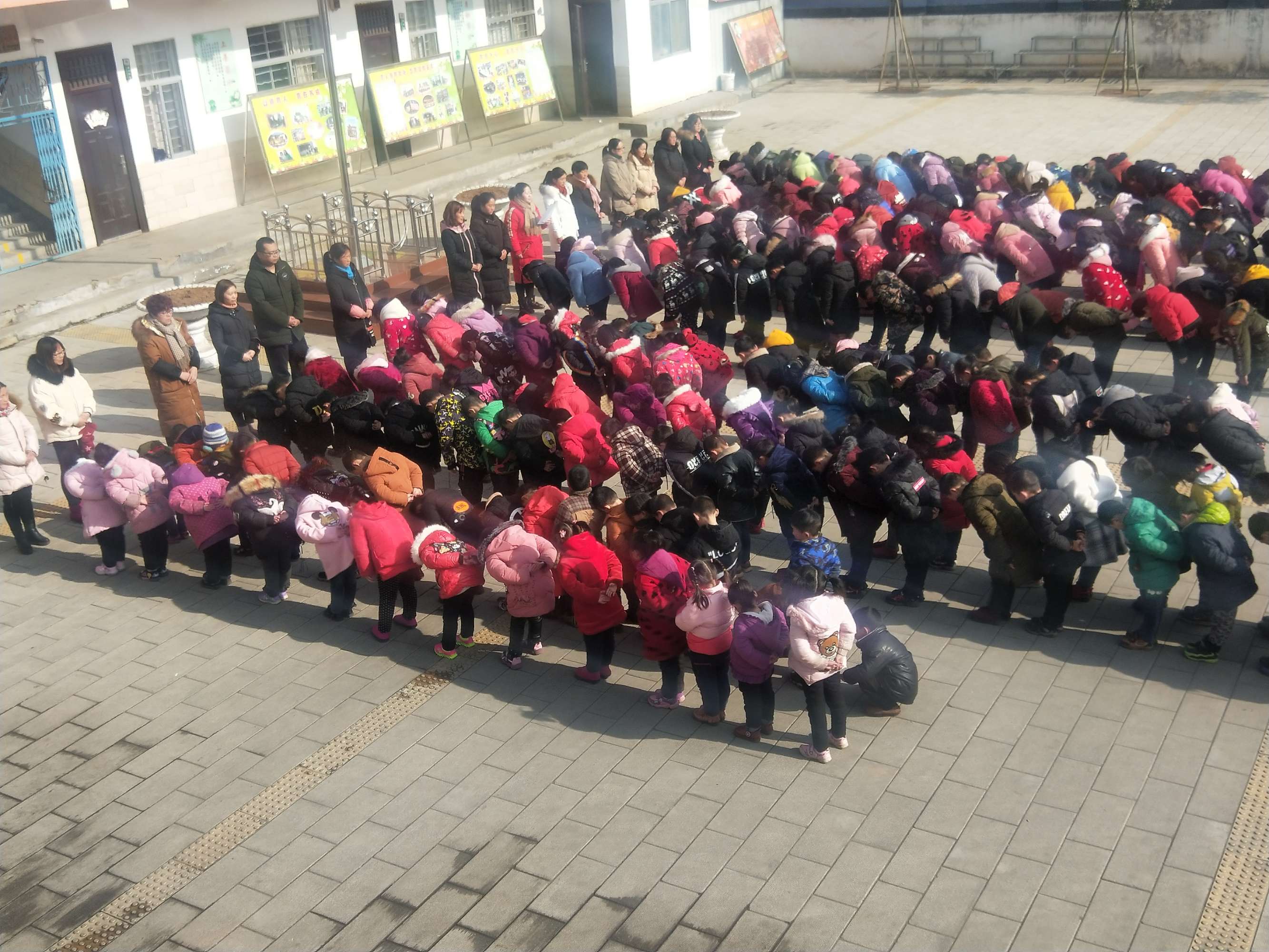 拜恩师 育良德——淅川县毛堂乡张营小学拜师仪式活动掠影