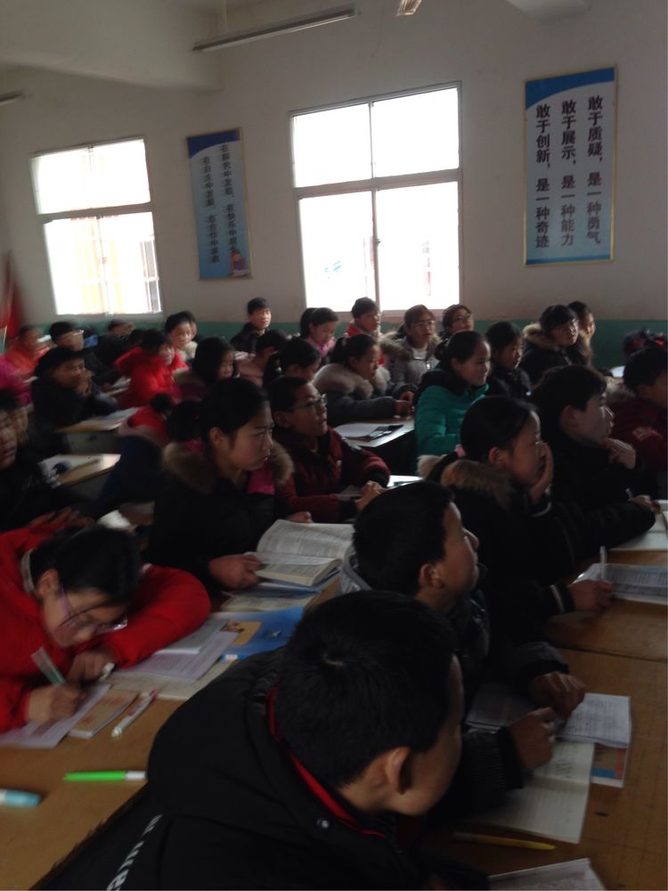 淅川县毛堂中学：开展德育社团活动 学习长征精神