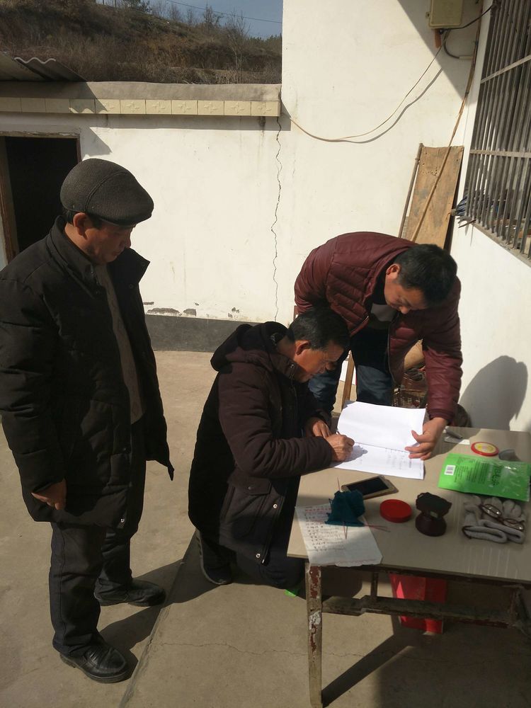 排查疑似失学儿童 助力精准扶贫工作——淅川县毛堂乡老沟小学开展疑似失学儿童排查工作纪实