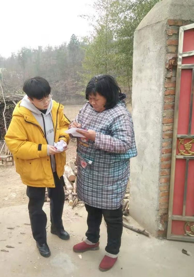 淅川县毛堂乡牧园学校——核查疑似失学儿童 助力脱贫攻坚工作