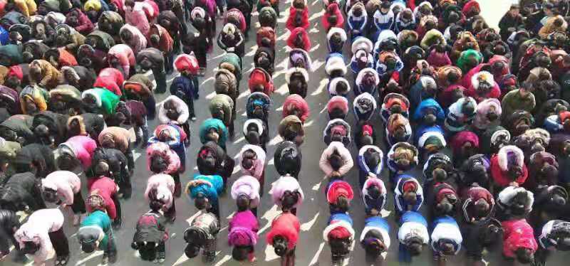 淅川县厚坡镇中心学校：开学举行拜师礼仪 传承尊师重教美德