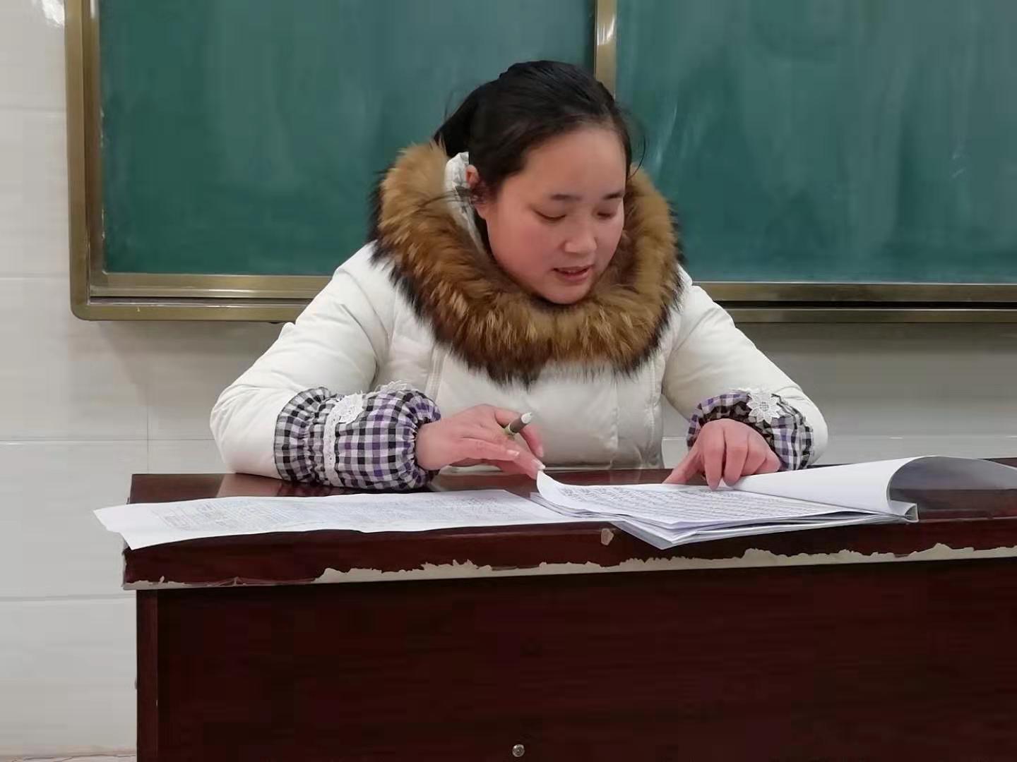 淅川县思源学校召开七、八年级期末质量分析会