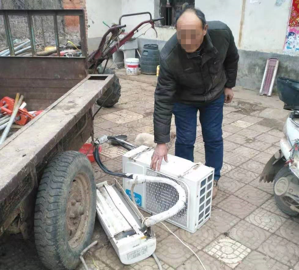 淅川公安：春节假期摸黑盗窃工地 民警走访查获踪迹