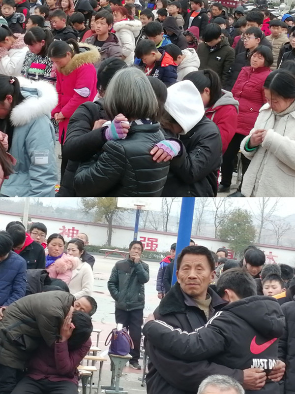 淅川县老城中学举行大型感恩励志教育演讲会