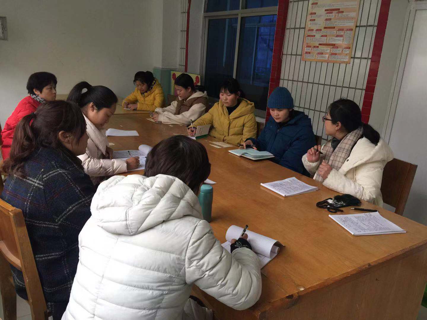 展课堂风采 促新秀成长 ——淅川县实验幼儿园新教师教学展示活动