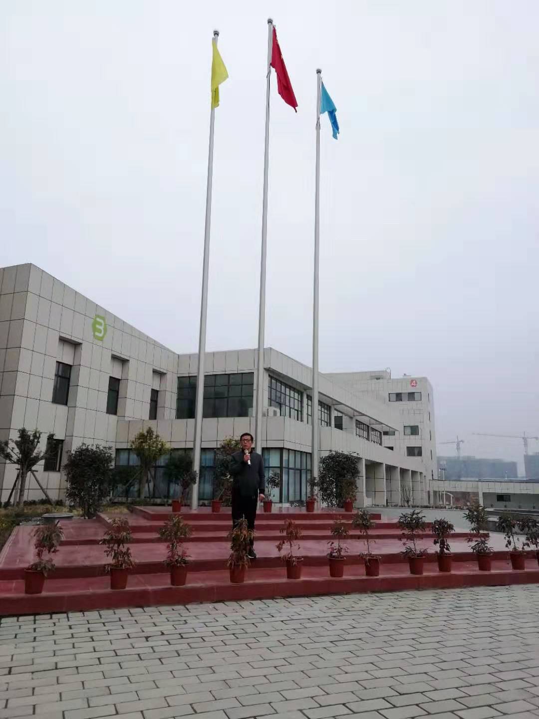学雷锋精神 树校园新风