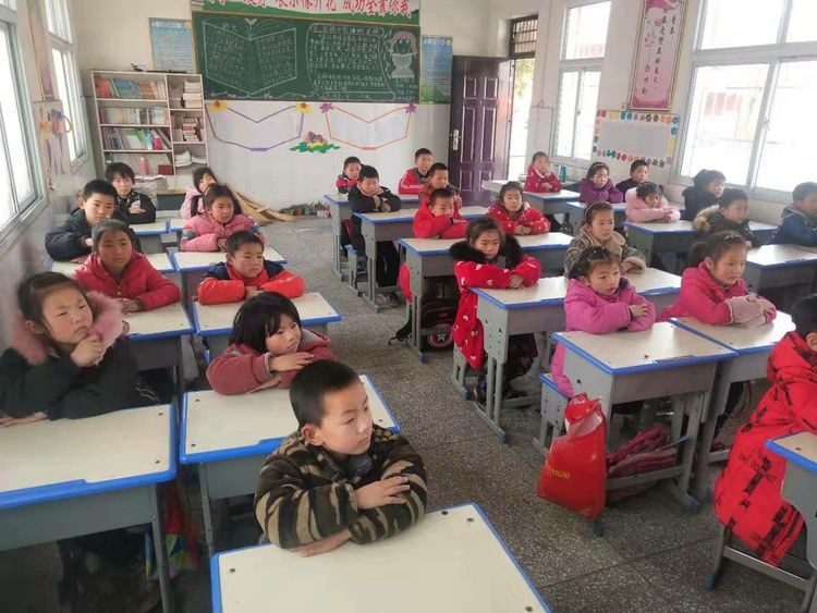 雷锋精神 光芒永存——淅川县毛堂乡张营小学学习雷锋活动纪实