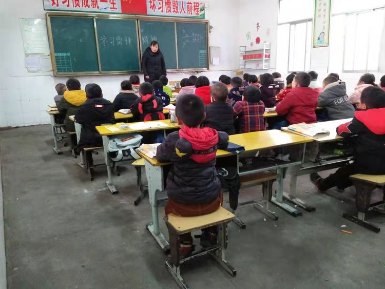 重温雷锋精神 勇做时代楷模—淅川县毛堂乡大庙小学举行学雷锋活动