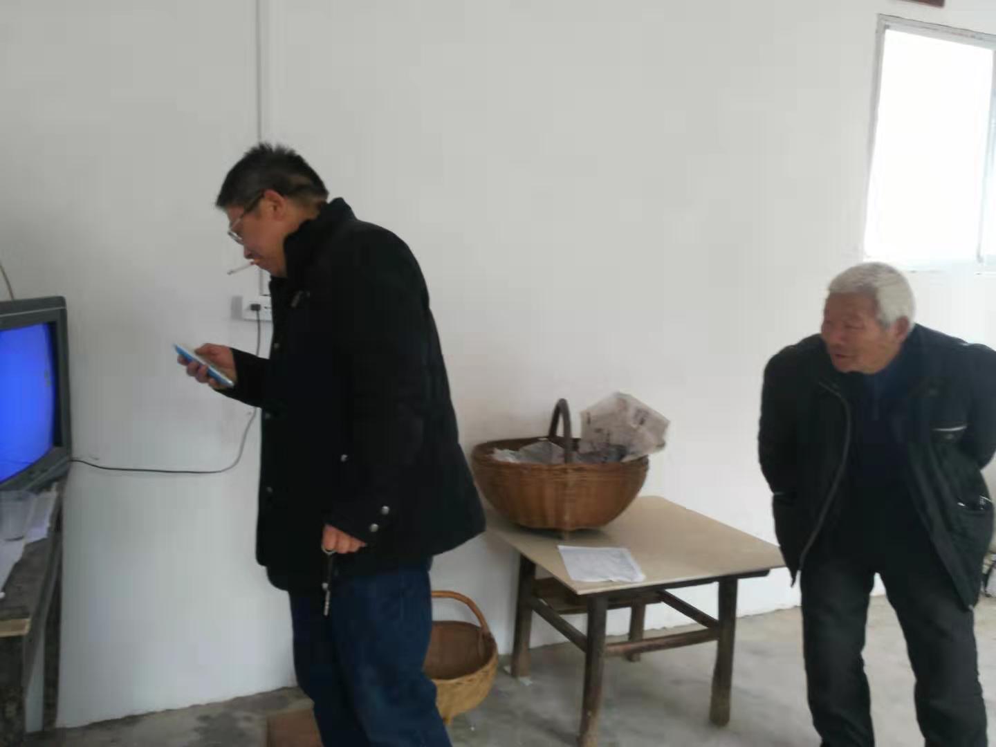 走访帮扶贫困户，脱贫路上不掉队 ——金河希望小学走访结对帮扶贫困户