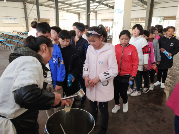 多措并举防病患 九重二中组织春季传染病（流感）预防活动