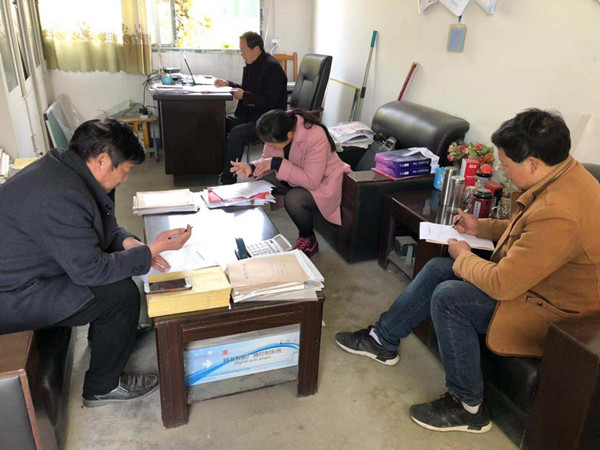 唐河县桐河乡小郭庄小学开展修师德塑师风 考核活动