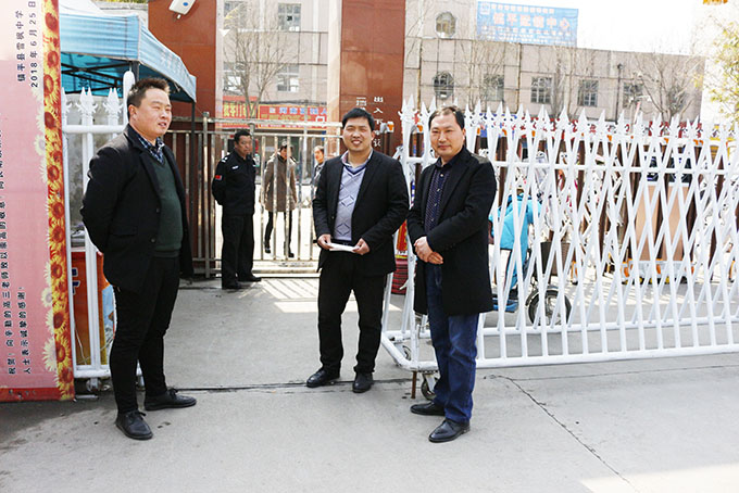 镇平县雪枫中学校园封闭管理初战告捷
