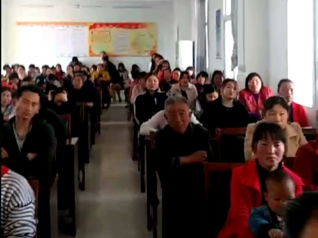 家校携手聚合力，再谱育人新篇章—— 淅川县金河小学举行家校联谊会