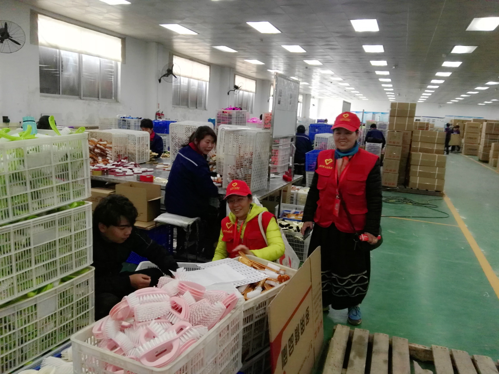 唐河县开展志愿者助力中国社会扶贫网宣传推广活动