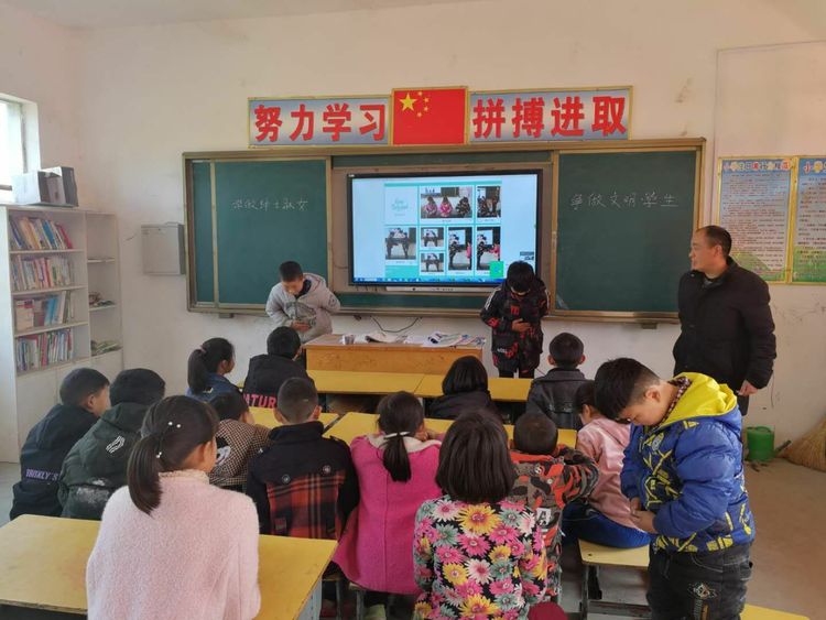 学做绅士淑女 争当文明学生——淅川县毛堂乡老沟小学日3月22日德育社团日活动