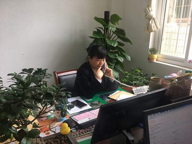 牛娅：甘于奉献绘就多彩人生