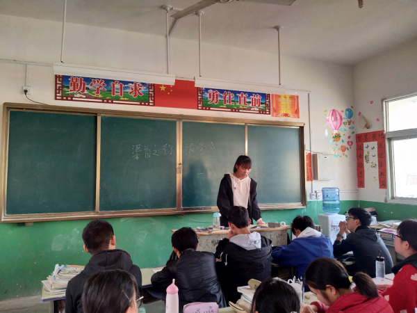 中国水周 我们在行动 淅川县九重二中举行渠首研学分享会