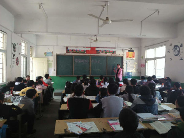 中国水周 我们在行动 淅川县九重二中举行渠首研学分享会