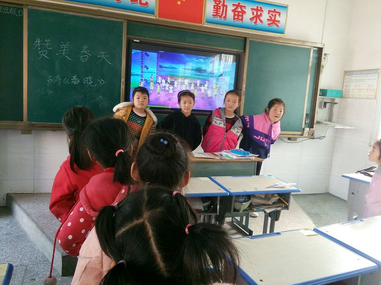 淅川县毛堂乡张营小学：组织全校师生赏春 诵春 赞春