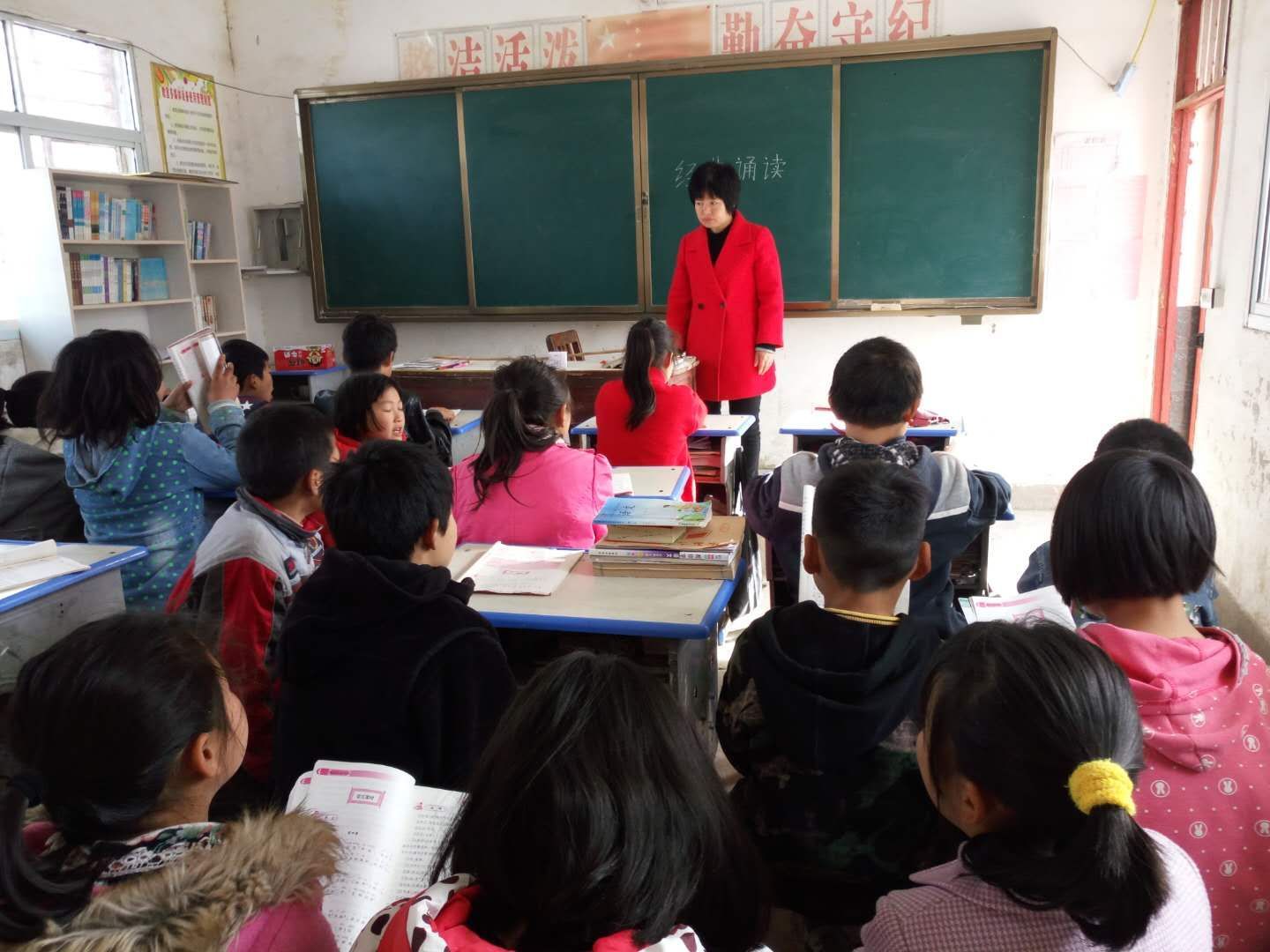 淅川县毛堂乡闫家沟小学：诵读国学经典 传承民族文化