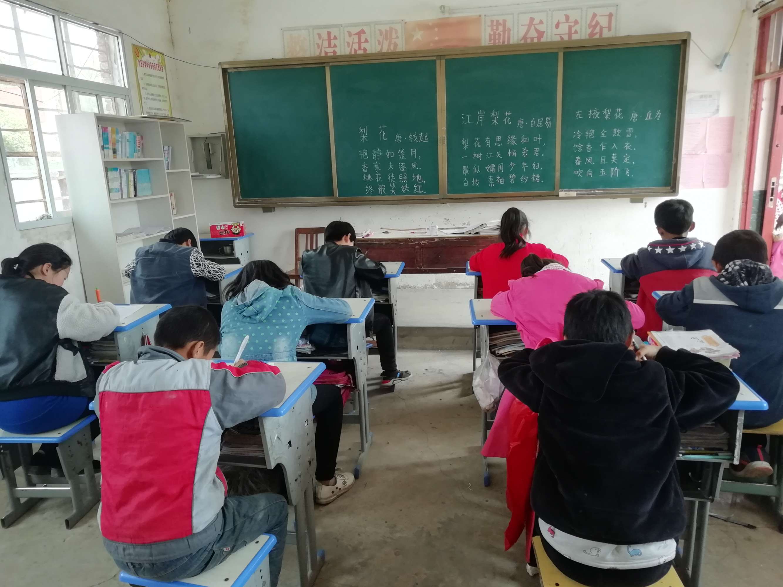 淅川县毛堂乡闫家沟小学：诵读国学经典 传承民族文化