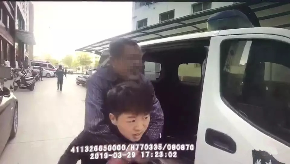身上的荣耀 赋予我力量 ——淅川县公安局城关镇派出所辅警周林