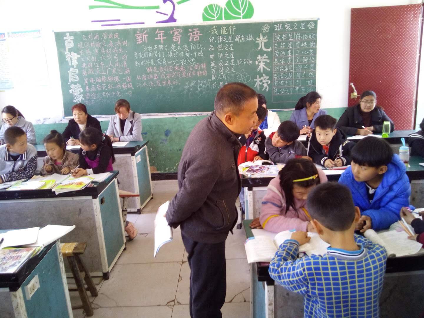 唐河县东王集乡王庄学校教师赛课活动促进教师快速成长