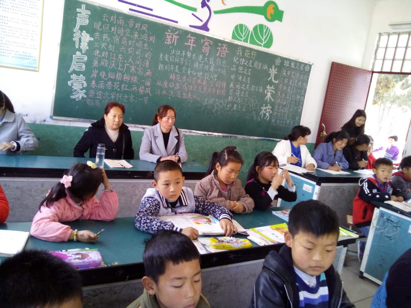 唐河县东王集乡王庄学校教师赛课活动促进教师快速成长