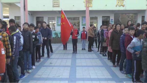 龙潭一小举行以“缅怀革命先烈，弘扬传统文化”的主题活动